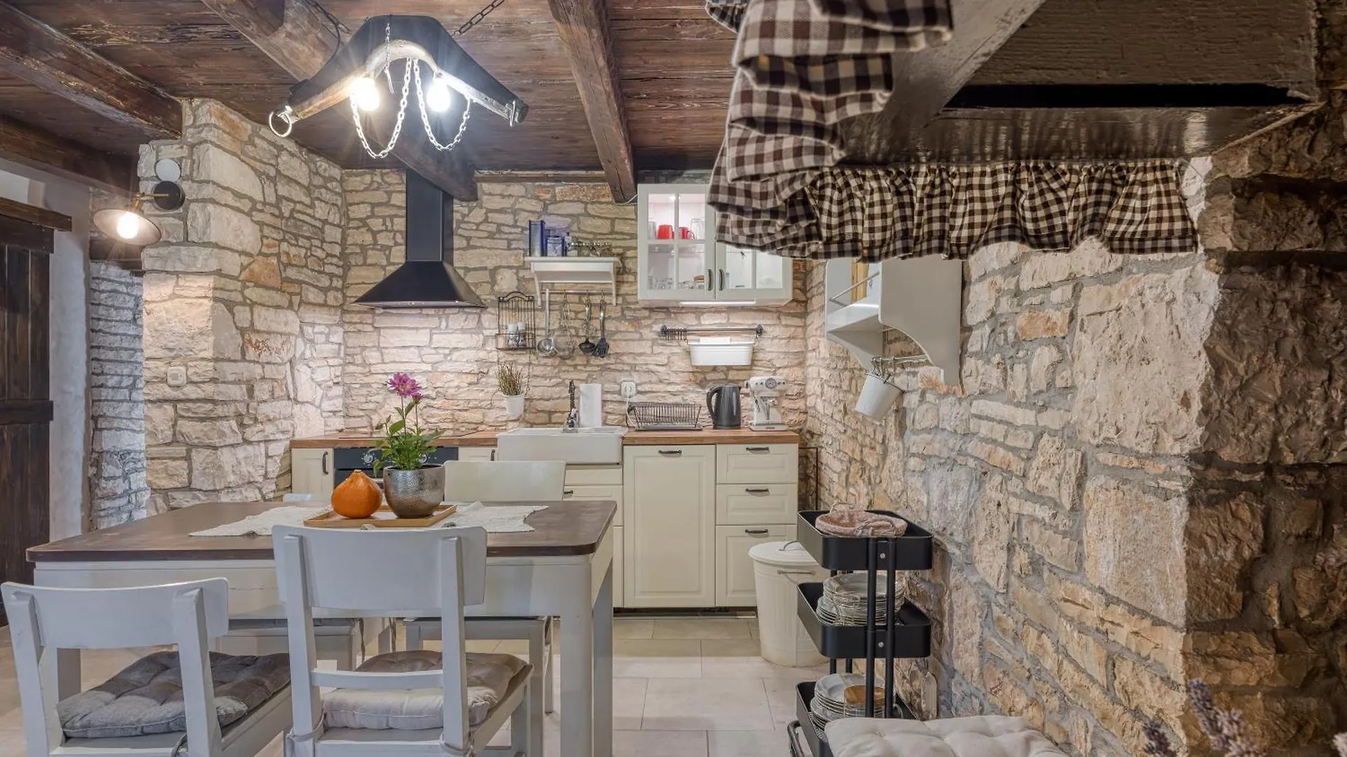 Villa Capadinka - Happy Rentals Barban 0*,  كرواتيا